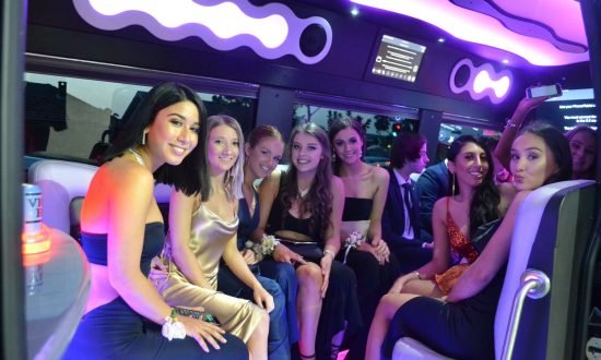 School-Formal-Limo-2